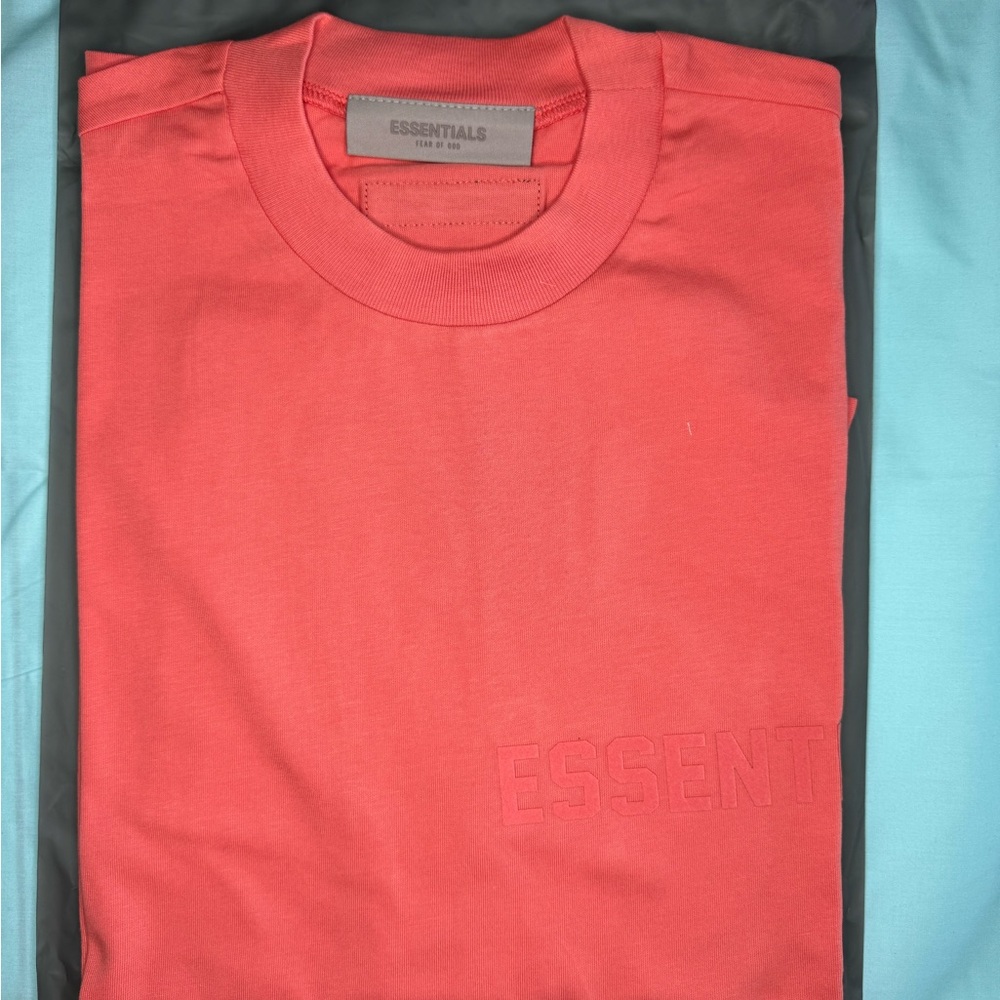 Fear of God Essentials Men's Coral Tee. Heavyweight OS small. Gorgeous Color 🤗